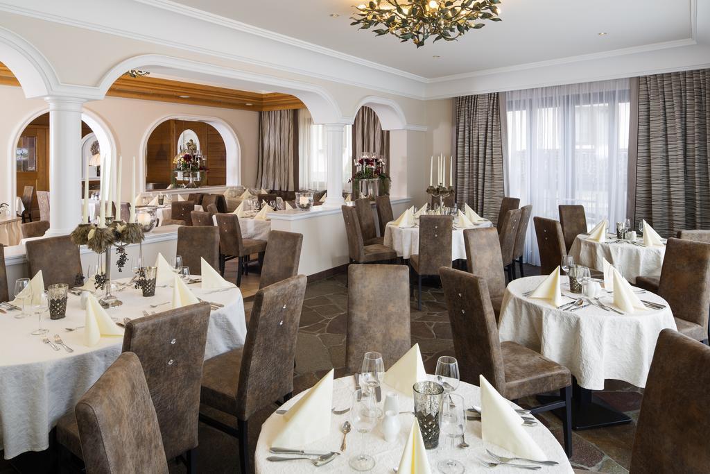 Hotel Jenbacherhof B&B Εξωτερικό φωτογραφία